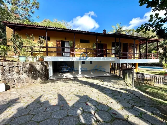 Imagem: Casa À Venda no Condomínio Embu Colonial