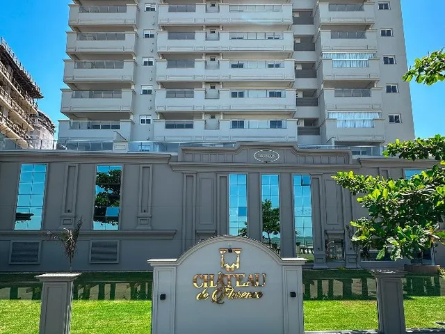 Imagem: Venda de Apartamento de Luxo na Meia Praia