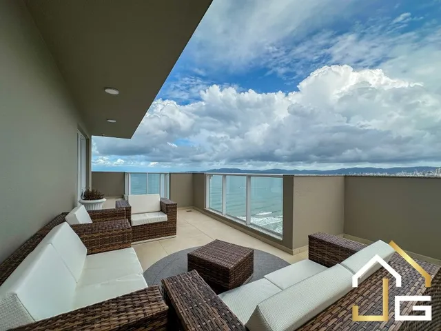 Imagem 16: Venda de Apartamento de Luxo na Meia Praia, Itapema-SC: 3 Quartos, 3 Suítes, 4