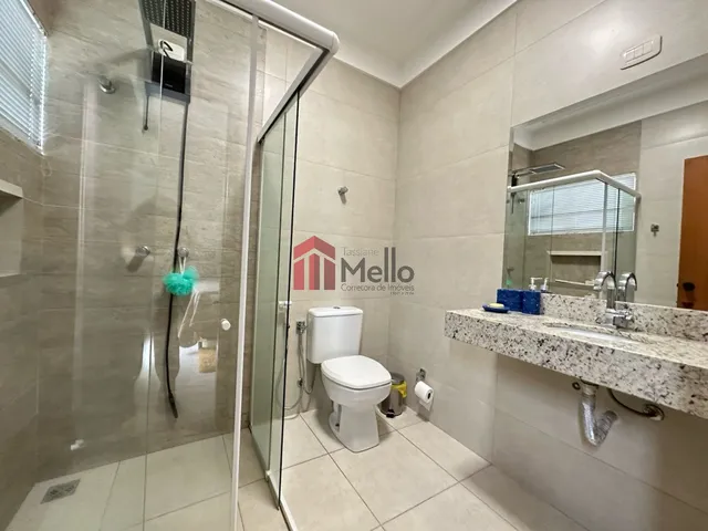 Imagem 7: Imperdível! Casa à venda em Umuarama-PR, 4 quartos, 2 suítes, 201m² no Parque