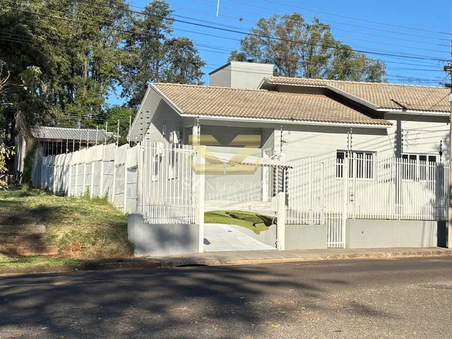 Imagem: CASA COM 1 SUÍTE E 2 DORMITÓRIOS NA VILA
