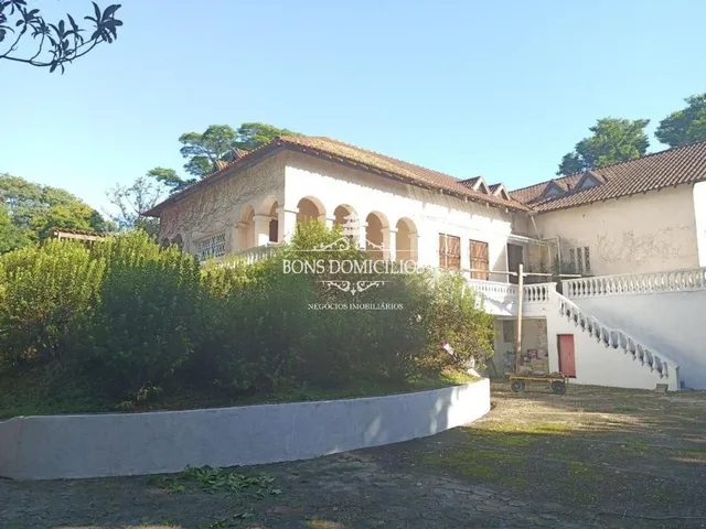 Imagem: A casa em condomínio possui 7 Dormitórios, 5 Suítes, 6
