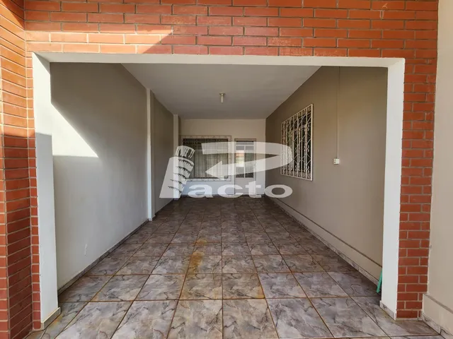 Imagem 2: CASA 03 QUARTOS Casa com 3 dormitórios