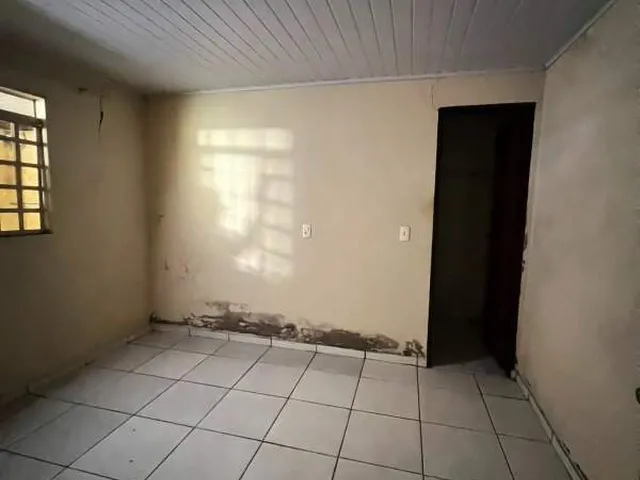 Imagem 6: Excelente Casa Térrea com 02 Quartos e Edícula nos Fundos!