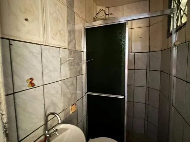 Imagem 8: Excelente Casa Térrea com 02 Quartos e Edícula nos Fundos!
