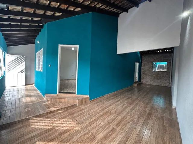 Imagem: Casa Térrea 3 Quartos (1 Suíte) à Venda