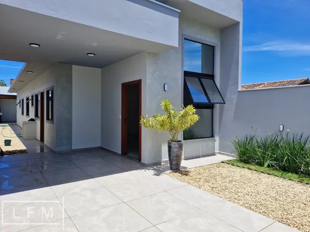 Imagem: Casa com piscina em Barra Velha Sc