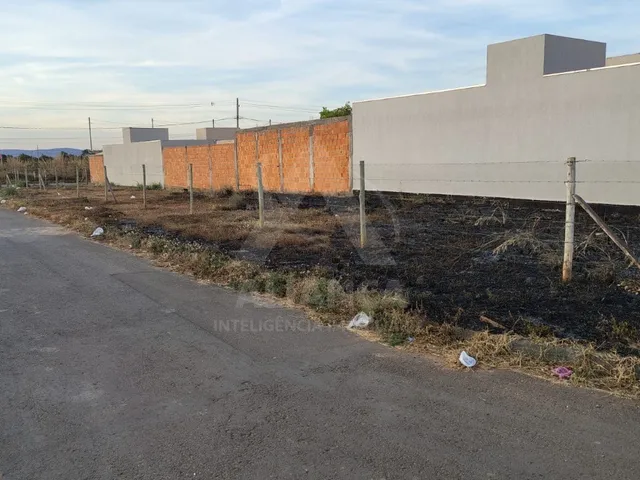 Imagem 2: TERRENO RESIDENCIAL em Montes Claros - MG, Bairro Santos Dumont