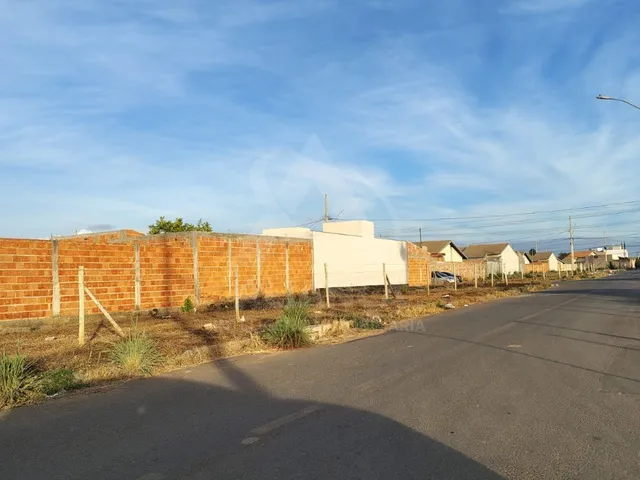 Imagem 3: TERRENO RESIDENCIAL em Montes Claros - MG, Bairro Santos Dumont
