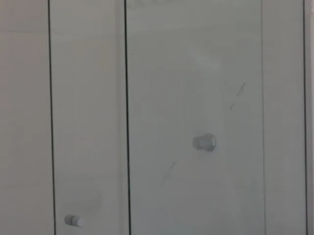 Imagem 14: CASA EM LAURO NO LOT MIRAGEM COM IPTU PARA USO COMERCIAL TERRENO AMPLO OPORTUNIDADE!