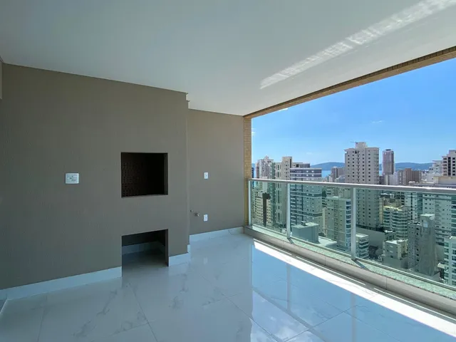 Imagem: Apartamento à venda no bairro Meia Praia