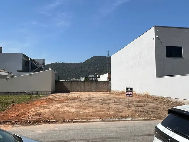 Imagem: Terreno à venda no bairro Rio Pequeno