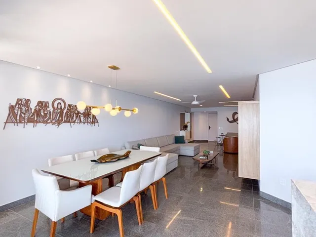 Imagem 7: Apartamento frente ao mar da Praia de Itapuã, 350m², 4 quartos, 2 suítes, 2 vagas de