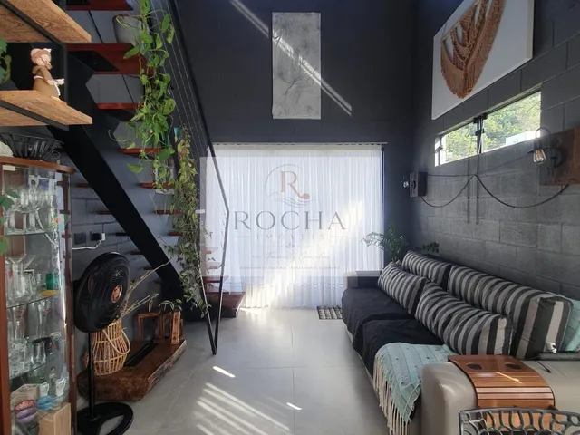 Imagem: O apartamento possui 1 Dormitório, 1 Suíte, 2 Banheiros,