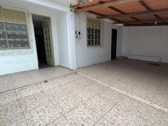 Imagem: Casa à venda em Bangu, Rio de Janeiro