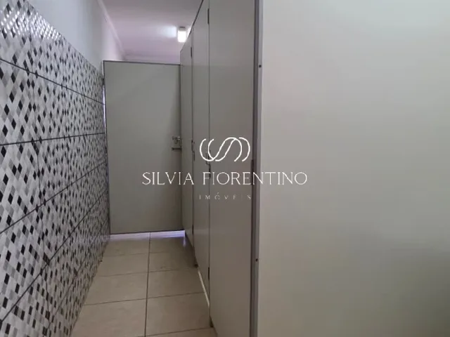 Imagem 13: Salão Comercial À Venda em Taubaté-Sp - Bairro São Gonçalo: 9 Banheiros, 10 Vagas de Garagem, 250M² de Área!