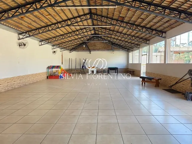 Imagem 14: Salão Comercial À Venda em Taubaté-Sp - Bairro São Gonçalo: 9 Banheiros, 10 Vagas de Garagem, 250M² de Área!