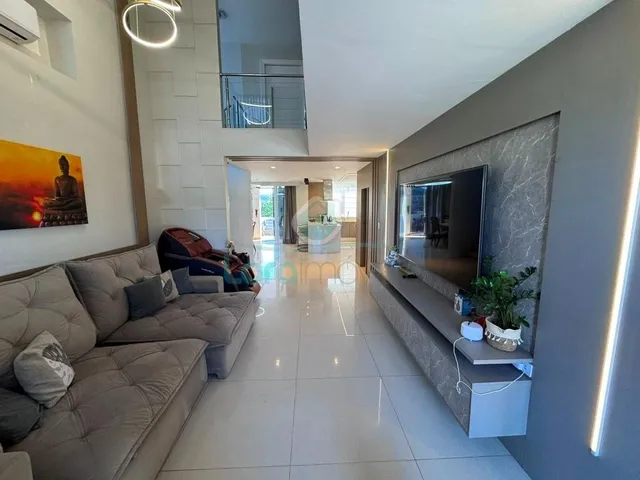 Imagem: A casa em condomínio possui 4 Dormitórios, 1 Suíte, 4