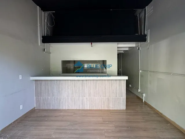 Imagem 1: Loja para Locação no Shopping Novo Leblon - Barra da Tijuca com 33m² + jirau por