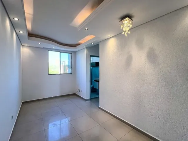Imagem: O apartamento possui 2 Dormitórios, 1 Banheiro, 1 Vaga na