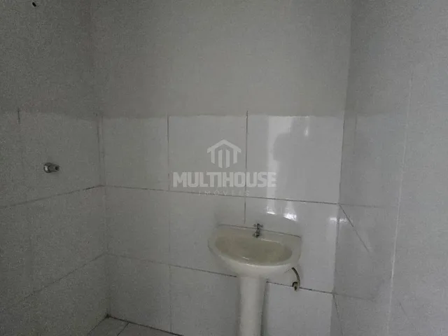 Imagem 11: Casa 1 Quarto com Garagem para Aluguel em Justinópolis