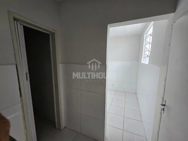 Imagem 14: Casa 1 Quarto com Garagem para Aluguel em Justinópolis