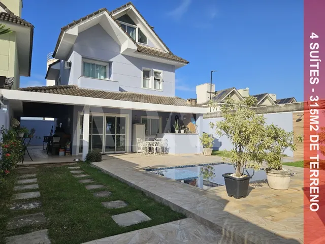 Imagem: Casa com 4 Suítes, Sótão e Amplo Terreno