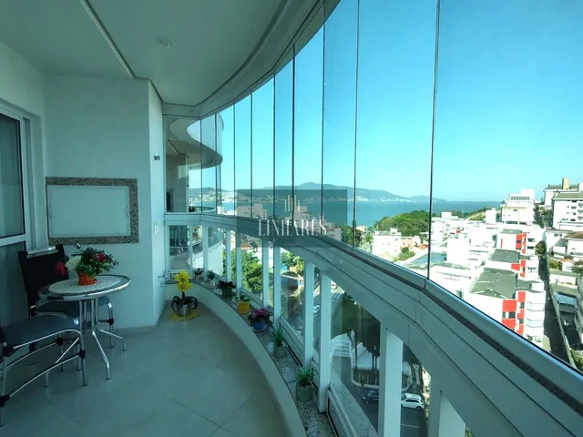 Imagem: O apartamento possui 3 Dormitórios, 1 Suíte, 2 Banheiros