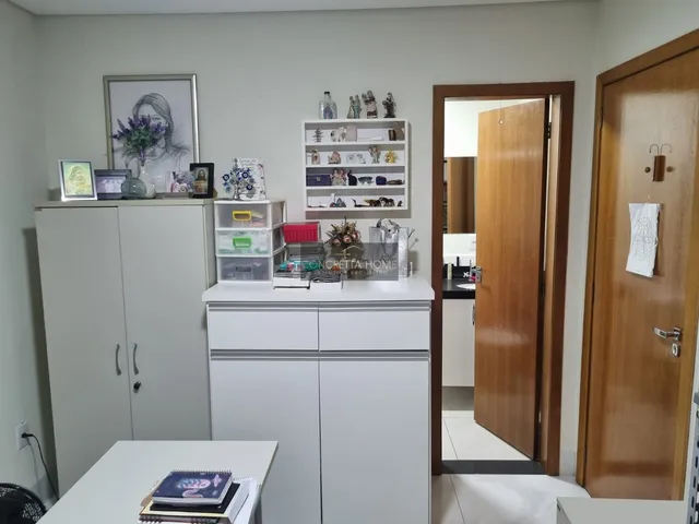 Imagem 11: Sobrado Sofisticado 3 quartos sendo 3 suíte (1 suíte no térreo) 2 vagas de garagem