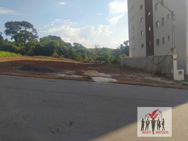 Imagem: Terreno À Venda no Bairro Centreville