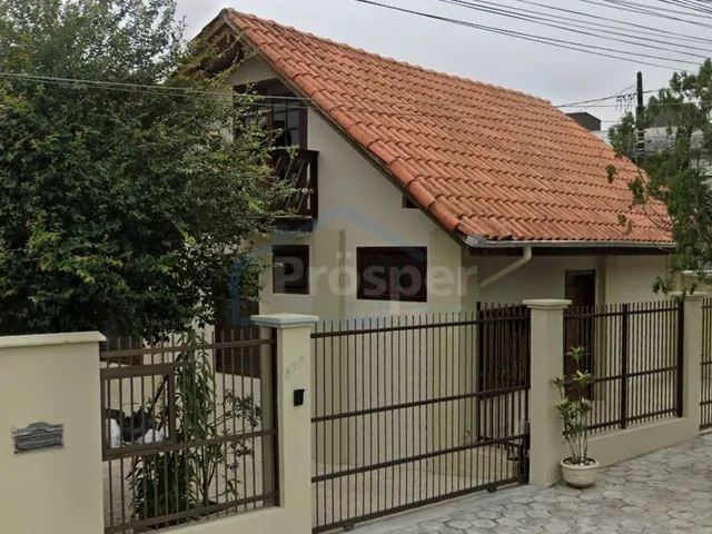 Imagem: Sobrado com 3 suítes no Saguaçu, Joinville/SC