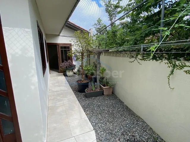 Imagem 4: Sobrado com 3 suítes no Saguaçu, Joinville/SC