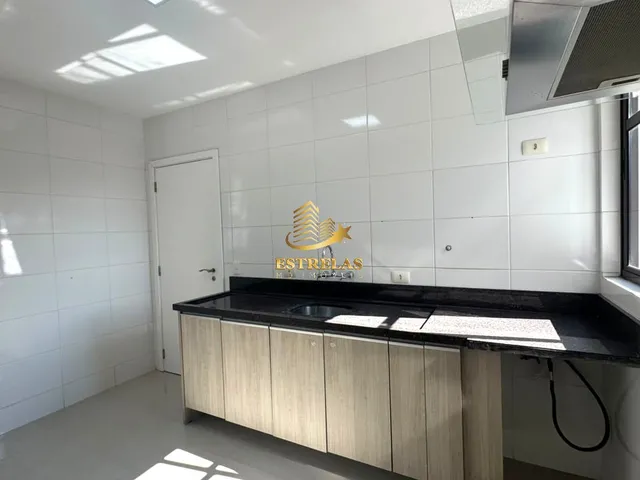 Imagem 7: Imperdível cobertura de luxo à venda em Curitiba-PR, Água Verde: 3 quartos, 1 suíte