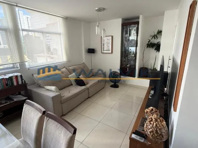 Imagem: O apartamento possui 2 Dormitórios, 1 Suíte, 2 Banheiros,