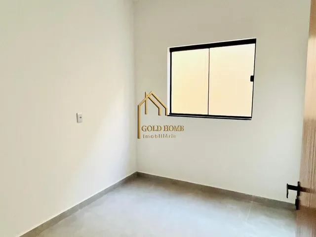 Imagem 2: Casa Moderna com Suíte em Localização Estratégica