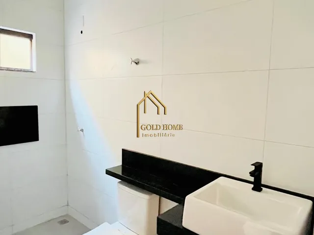 Imagem 10: Casa Moderna com Suíte em Localização Estratégica