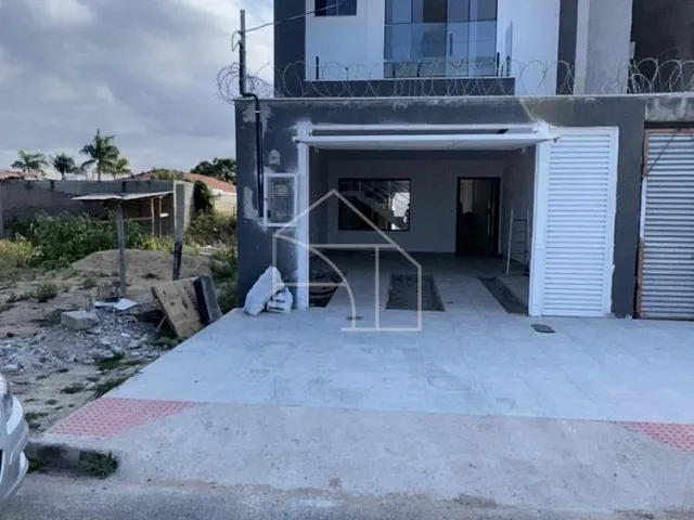 Imagem: Casa Duplex à Venda em Colinas de Laranjeiras