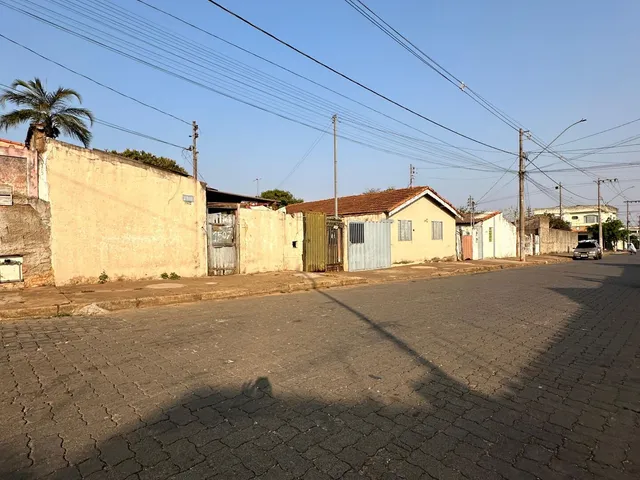 Imagem: Terreno à venda no bairro Santa Terezinha