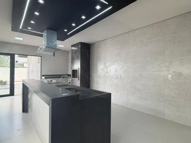 Imagem 7: Casa Térea no Condomínio Belvedere à venda por R$ 2.200.000,00