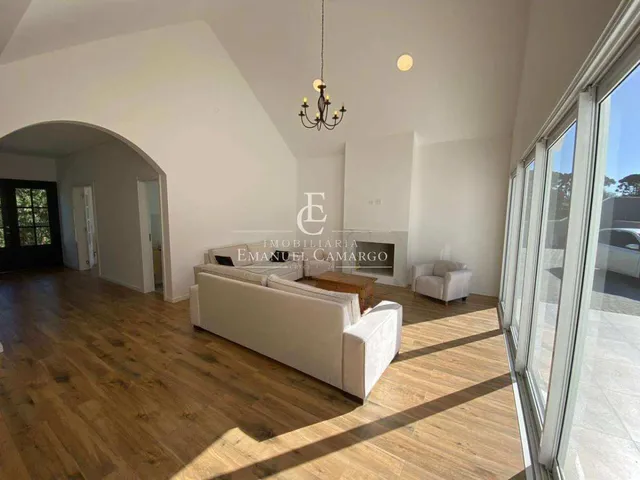 Imagem 15: Casa à venda em Piraquara, Vila Fuck, com 4 quartos, 218m²