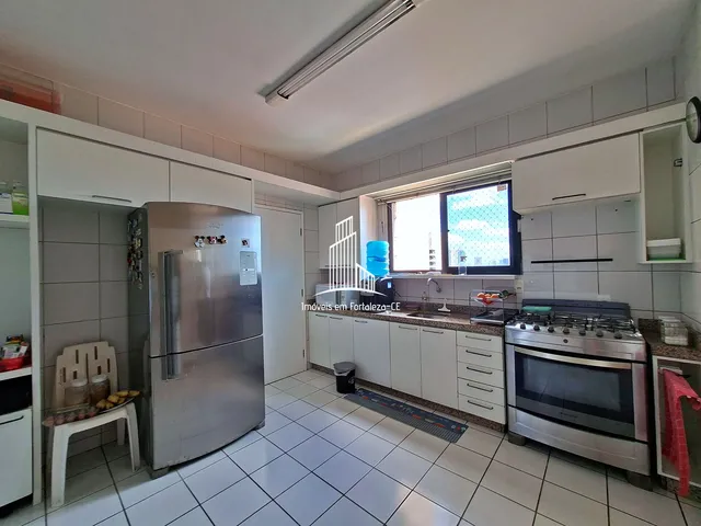 Imagem 14: Ap2460- Amplo Apartamento com 3 Suítes à Venda no Meireles | 135m²