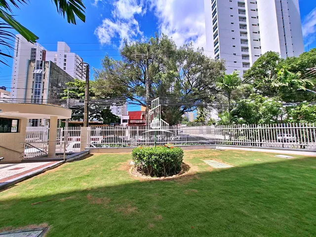 Imagem 3: Ap2460- Amplo Apartamento com 3 Suítes à Venda no Meireles | 135m²