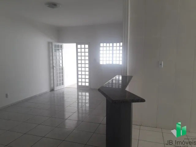 Imagem 2: CASA RESIDENCIAL em Montes Claros - MG, Ibituruna (pl