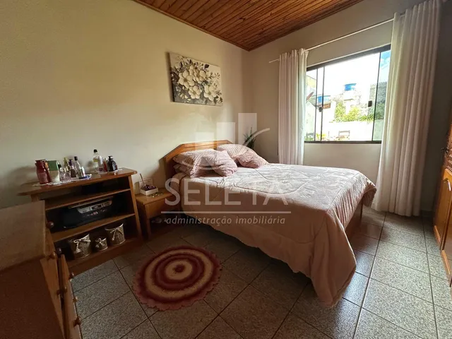 Imagem 6: Casa com 4 dormitórios à venda, Jardim Universitário, CASCAVEL - PR