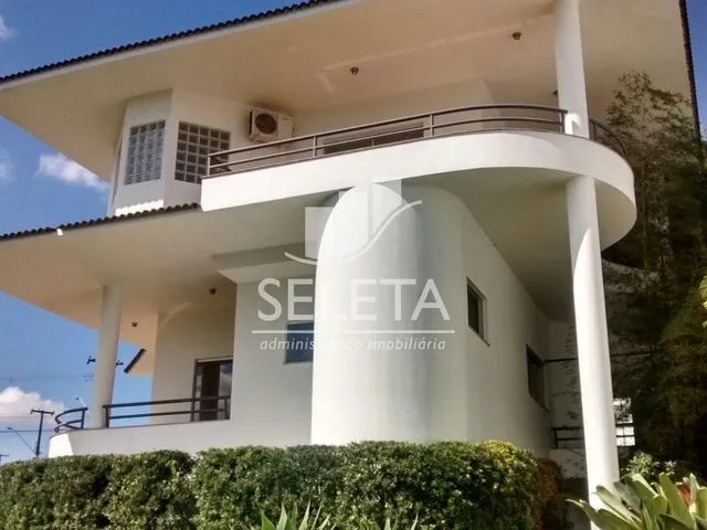 Imagem 9: BELÍSSIMO SOBRADO PARA VENDA, CONDOMÍNIO LAGO DOURADO CASCAVEL PR