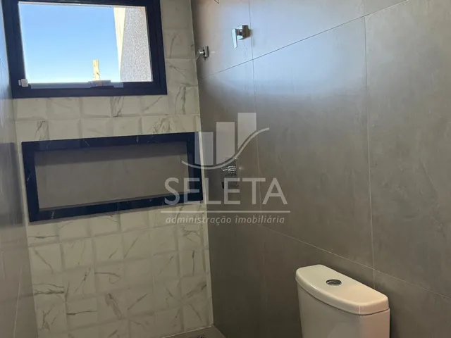 Imagem 13: Sobrado à venda, com sofisticação conforto e acabamento impecável, Recanto Tropical