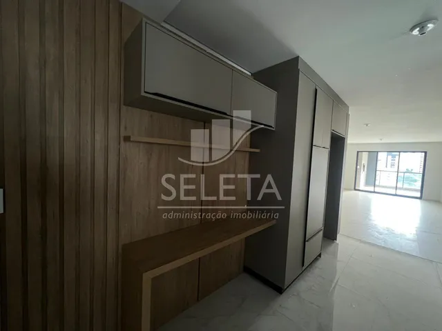 Imagem 2: APARTAMENTO DISPONIVEL PARA LOCAÇÃO COM 3 SUIÍTES NO CENTRO DE CASCAVEL