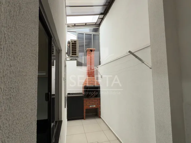 Imagem 2: Casa semimobiliada para venda no bairro Esmeralda