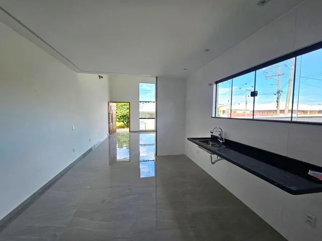 Imagem 3: CASA - ARARUAMA Casa com 3 dormitórios