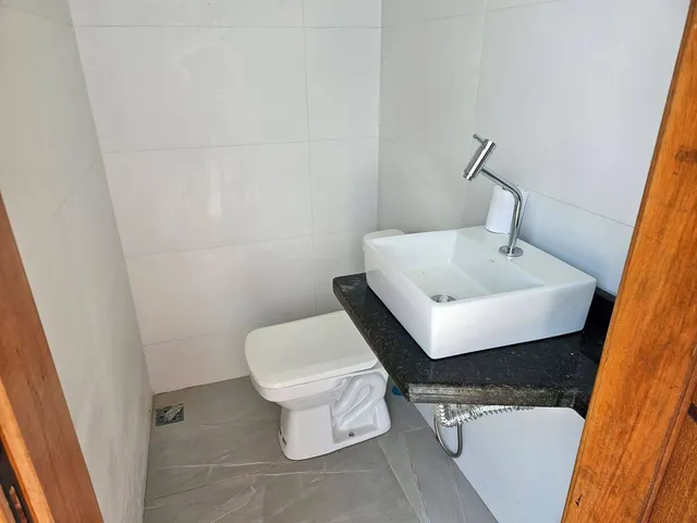 Imagem 5: CASA - ARARUAMA Casa com 3 dormitórios